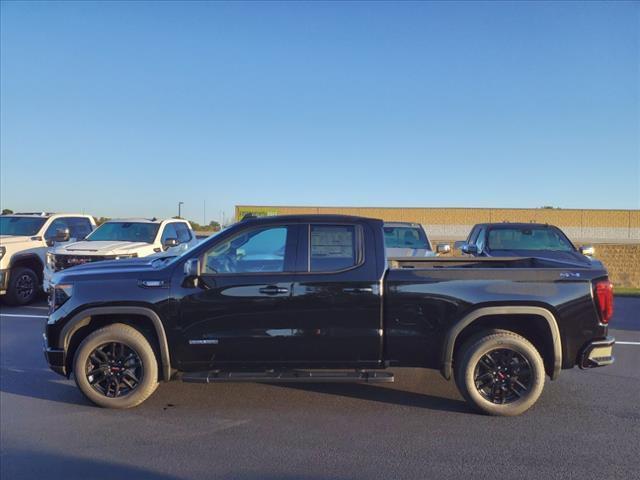 new 2025 GMC Sierra 1500 car, priced at $56,916