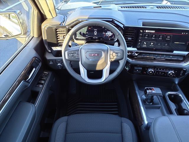 new 2025 GMC Sierra 1500 car, priced at $56,916