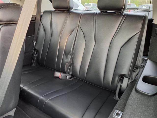 used 2022 Acura MDX car, priced at $42,950