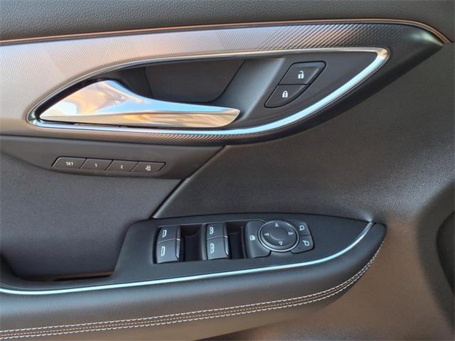 new 2025 Buick Envision car, priced at $39,073