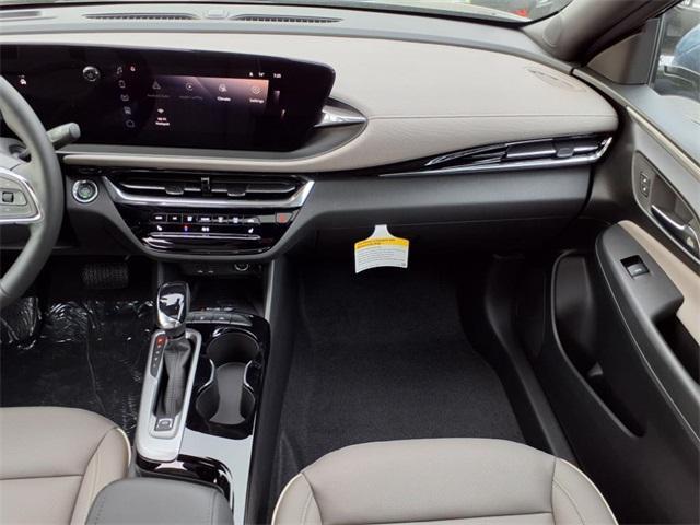 new 2025 Buick Envista car, priced at $30,434