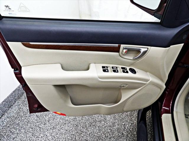 used 2007 Hyundai Santa Fe car, priced at $9,995