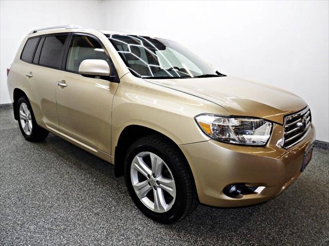 used 2008 Toyota Highlander car, priced at $14,995