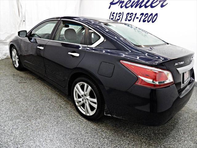 used 2013 Nissan Altima car, priced at $9,995