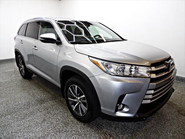 used 2019 Toyota Highlander car, priced at $22,495