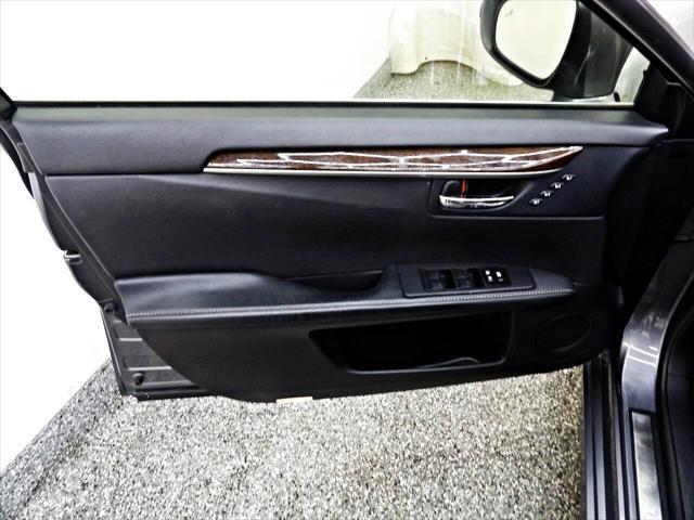 used 2015 Lexus ES 350 car, priced at $14,995
