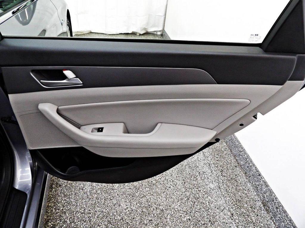 used 2016 Hyundai Sonata Hybrid car, priced at $13,495