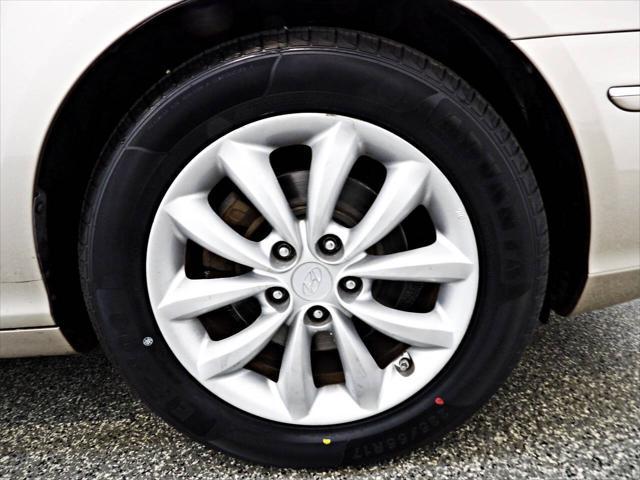 used 2008 Hyundai Azera car, priced at $4,995