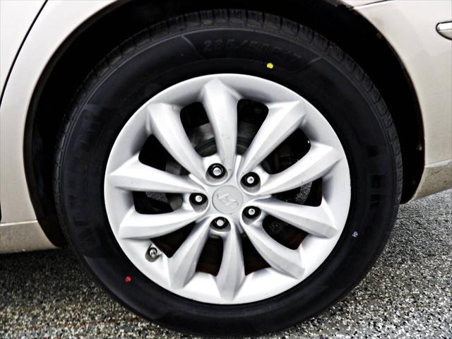used 2008 Hyundai Azera car, priced at $4,995