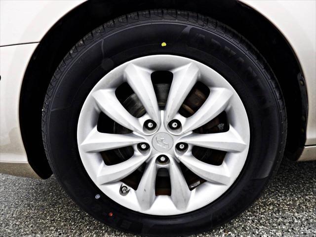used 2008 Hyundai Azera car, priced at $4,995