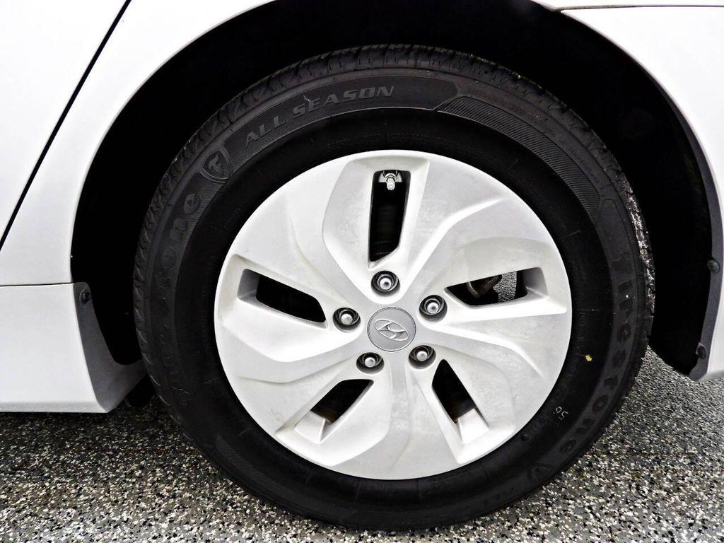 used 2015 Hyundai Sonata Hybrid car, priced at $13,495