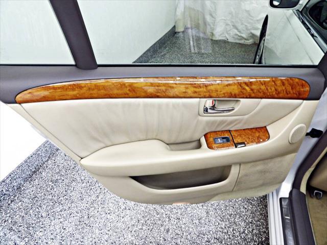 used 2005 Lexus LS 430 car, priced at $9,995