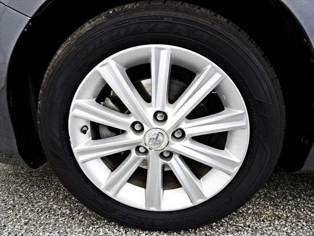 used 2012 Toyota Camry Hybrid car, priced at $11,995