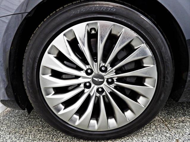 used 2018 Genesis G90 car, priced at $23,995