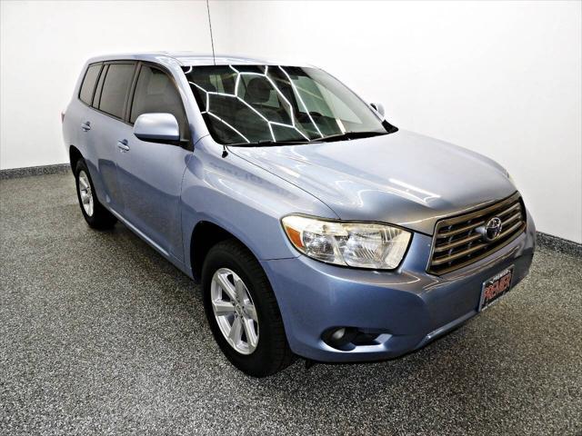 used 2008 Toyota Highlander car, priced at $10,995