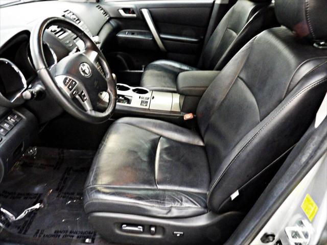 used 2011 Toyota Highlander car, priced at $12,495