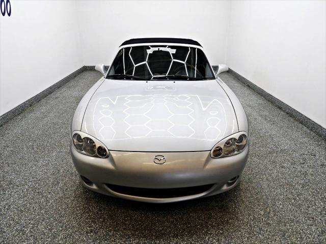 used 2004 Mazda MX-5 Miata car, priced at $9,495