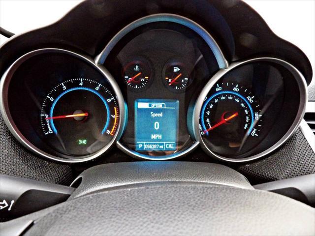 used 2013 Chevrolet Cruze car, priced at $8,995