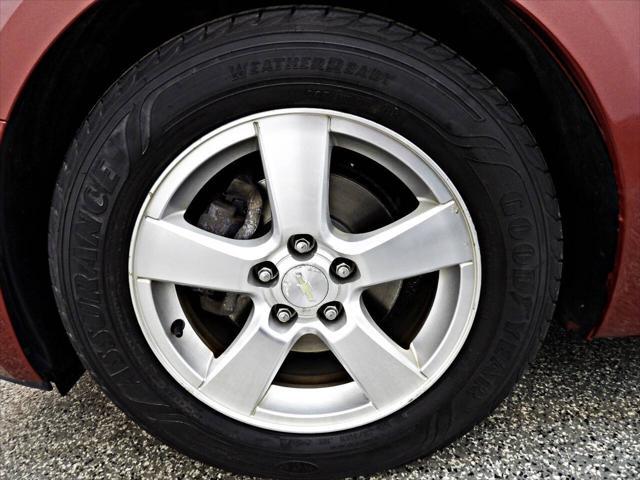 used 2013 Chevrolet Cruze car, priced at $8,995