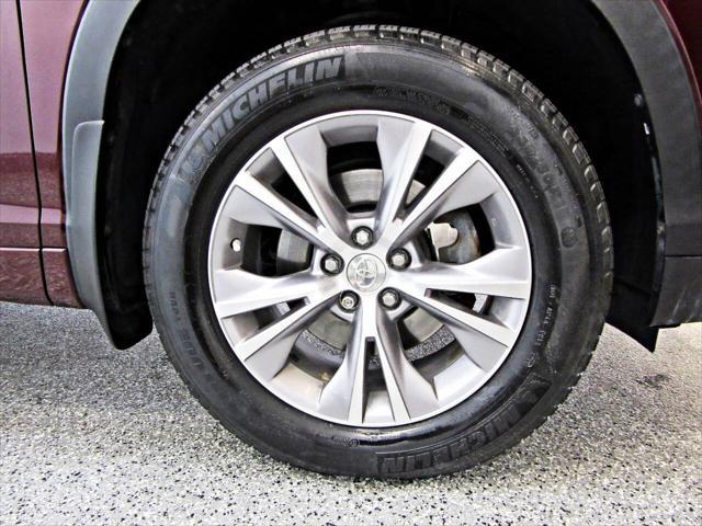 used 2015 Toyota Highlander car, priced at $17,995