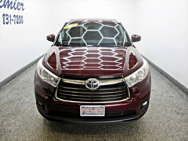 used 2015 Toyota Highlander car, priced at $17,995