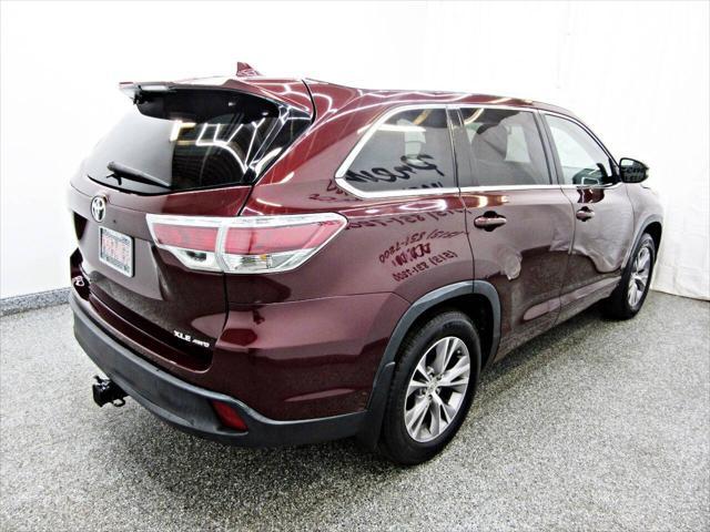 used 2015 Toyota Highlander car, priced at $17,995