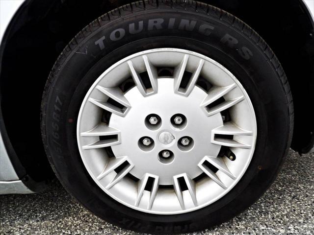 used 2006 Chrysler 300 car, priced at $9,995