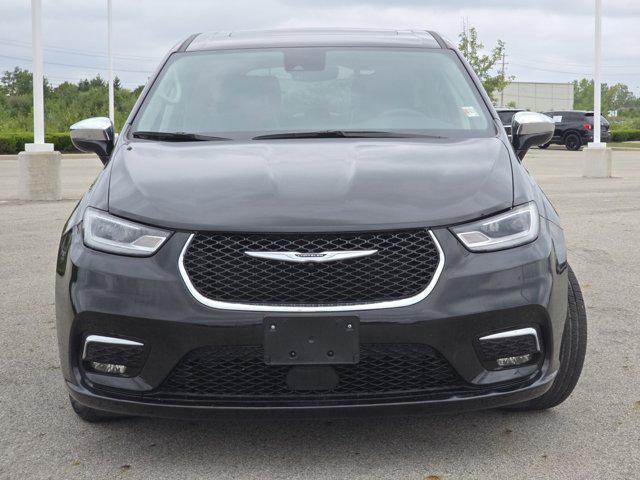 used 2023 Chrysler Pacifica Hybrid car, priced at $30,618