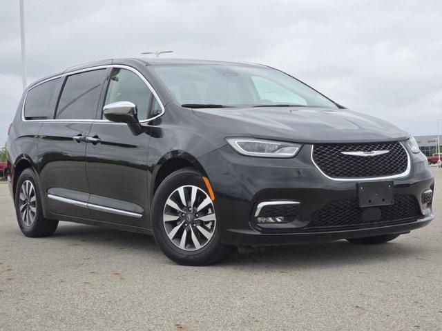 used 2023 Chrysler Pacifica Hybrid car, priced at $30,618