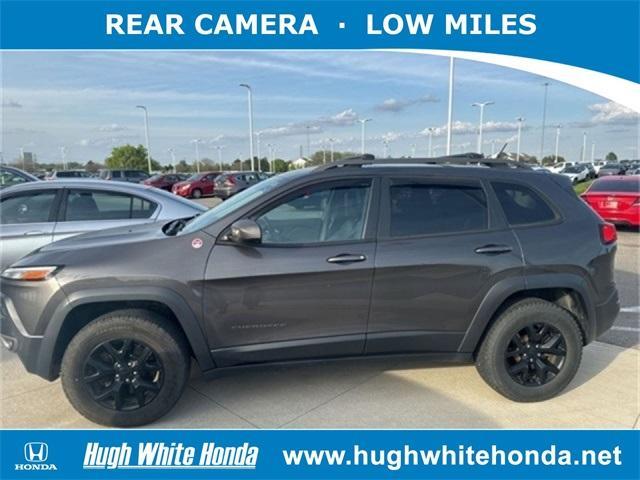 used 2015 Jeep Cherokee car, priced at $13,988
