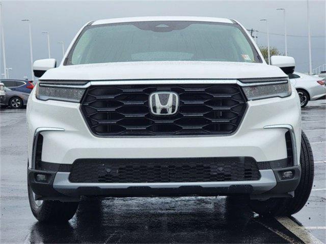 used 2024 Honda Pilot car, priced at $42,030