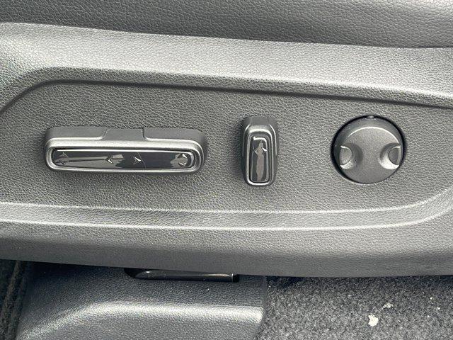 new 2025 Honda Pilot car, priced at $55,830