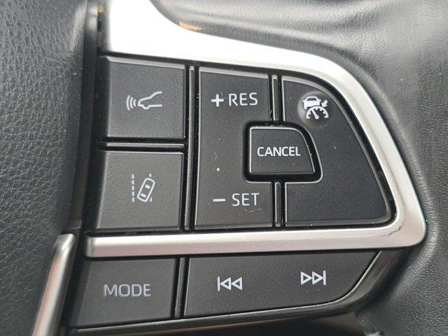 used 2023 Toyota Highlander Hybrid car, priced at $34,177