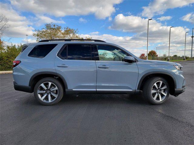 new 2025 Honda Pilot car, priced at $55,715