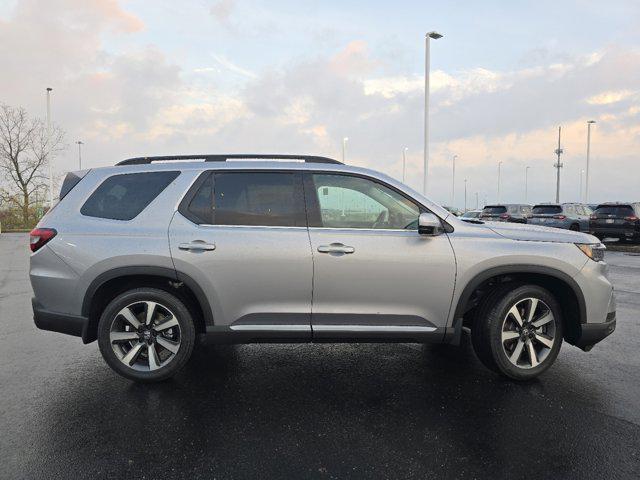 new 2025 Honda Pilot car, priced at $50,395