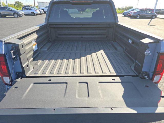 new 2025 Honda Ridgeline car, priced at $40,000