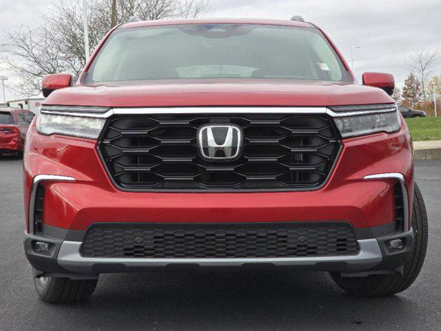 new 2025 Honda Pilot car, priced at $52,180