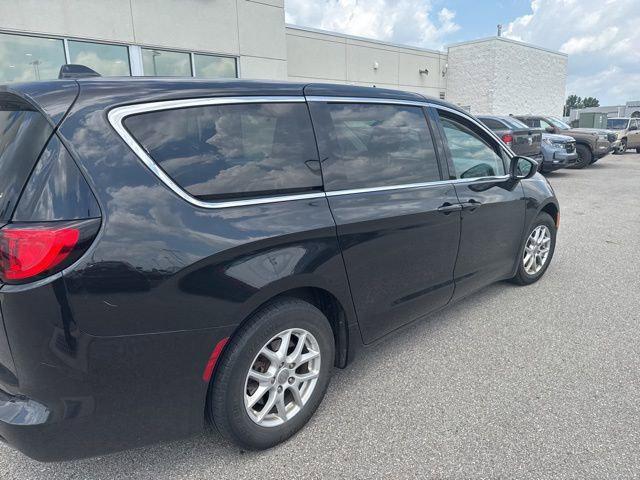 used 2017 Chrysler Pacifica car, priced at $13,988
