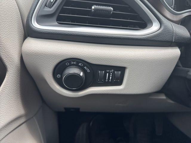 used 2017 Chrysler Pacifica car, priced at $13,988