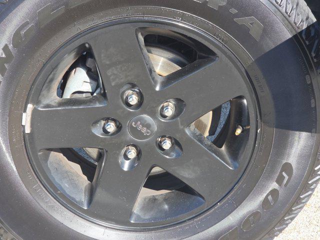 used 2014 Jeep Wrangler Unlimited car, priced at $13,933