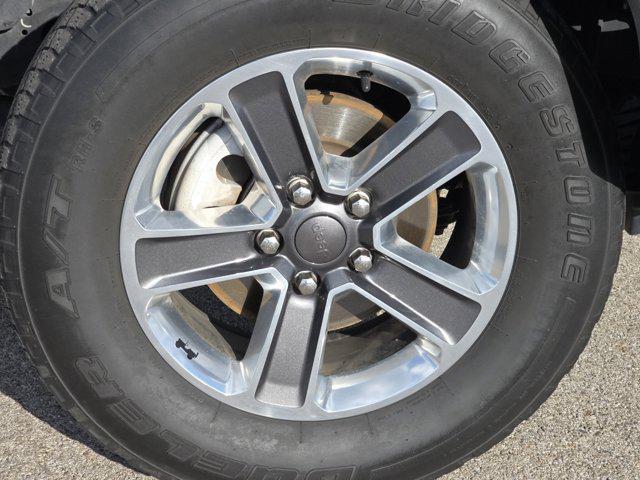 used 2021 Jeep Wrangler Unlimited car, priced at $26,483