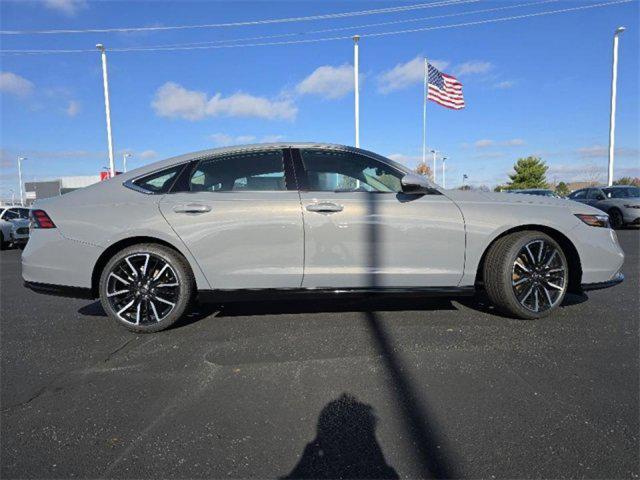new 2025 Honda Accord Hybrid car, priced at $40,905