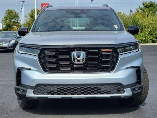 new 2025 Honda Pilot car, priced at $51,275