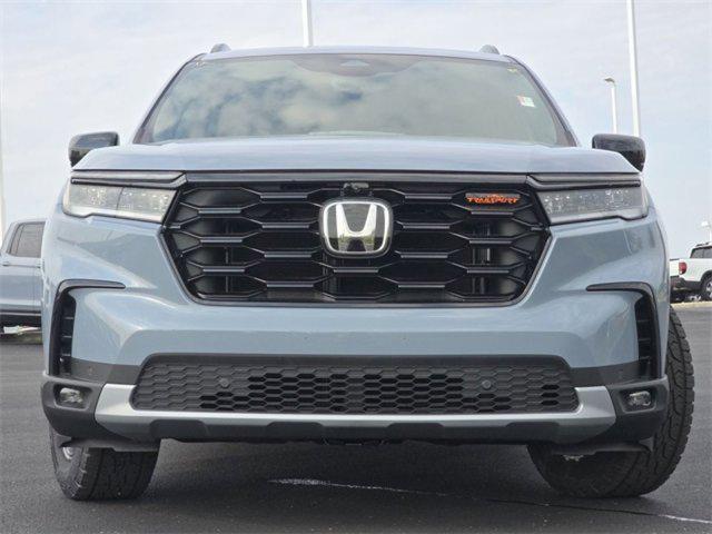 new 2025 Honda Pilot car, priced at $51,785