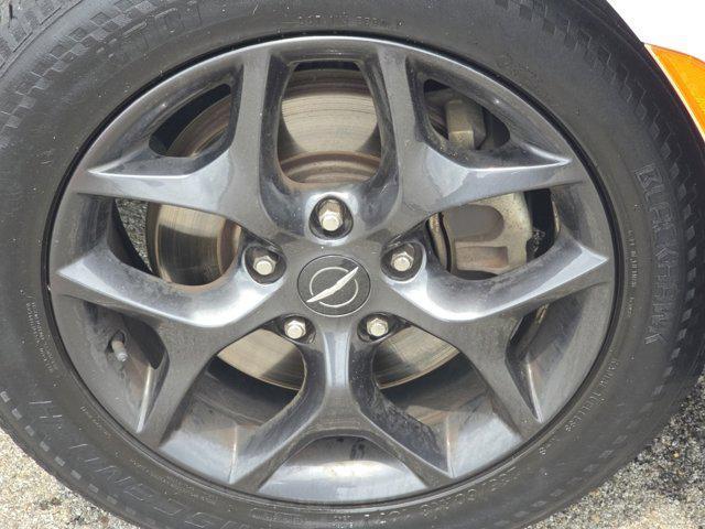 used 2018 Chrysler Pacifica car, priced at $15,863
