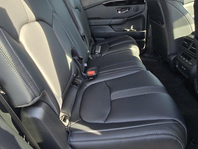 new 2025 Honda Pilot car, priced at $50,850