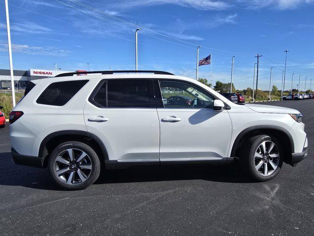 new 2025 Honda Pilot car, priced at $50,850