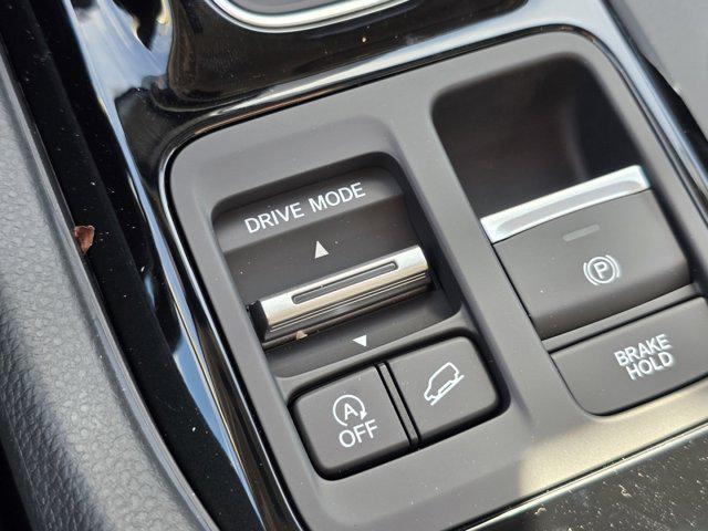 new 2025 Honda Pilot car, priced at $50,850