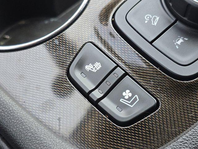 used 2021 GMC Acadia car, priced at $22,898