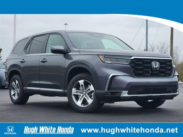 new 2025 Honda Pilot car, priced at $46,695